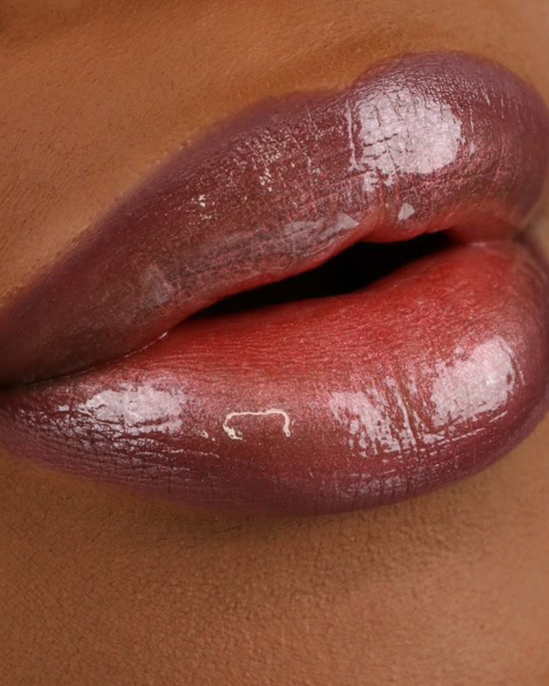 A close up of lips wearing the It Girl Bundle.